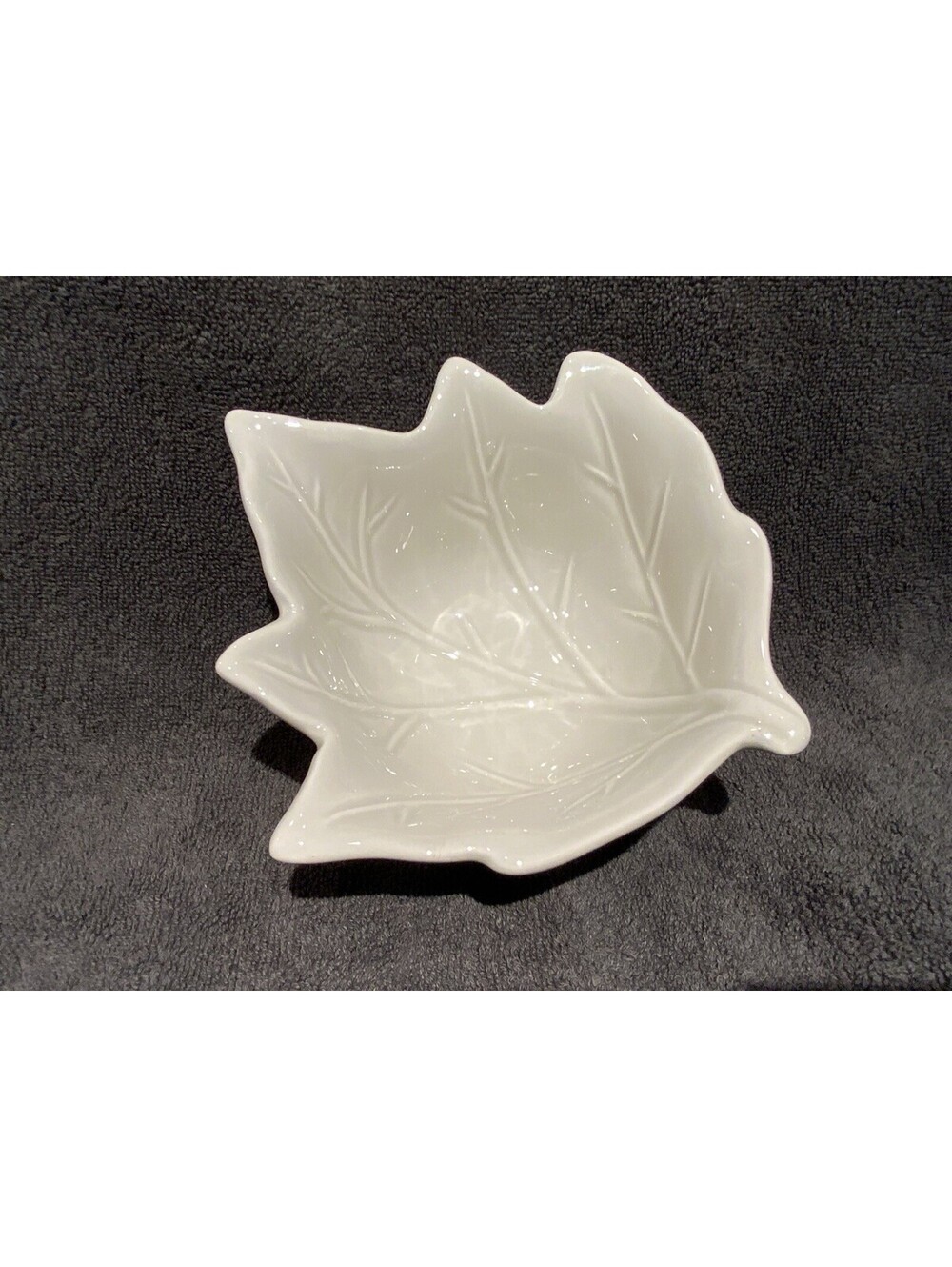 Better Homes & Garden Harvest Collection 2011 Earthenware 6”L x 2.5”H Bowl